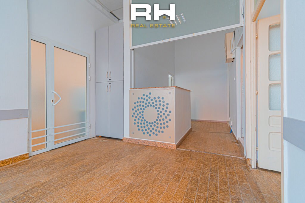 Lokal 180m² me #QIRA në Dardani