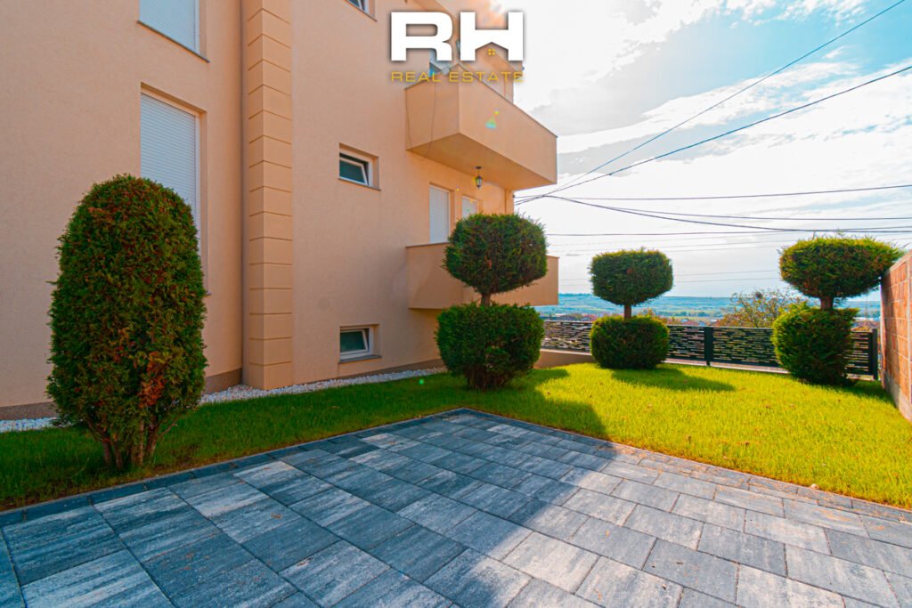 Shtëpi 345m² me #QIRA në Hajvali