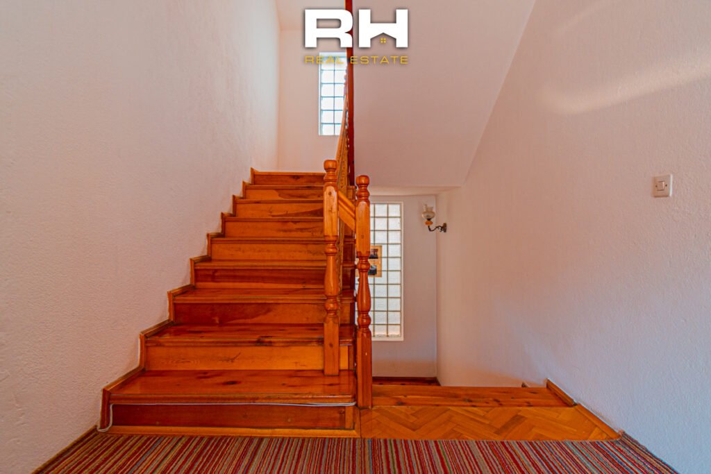 Objekt 432m² me #QIRA në Pejton
