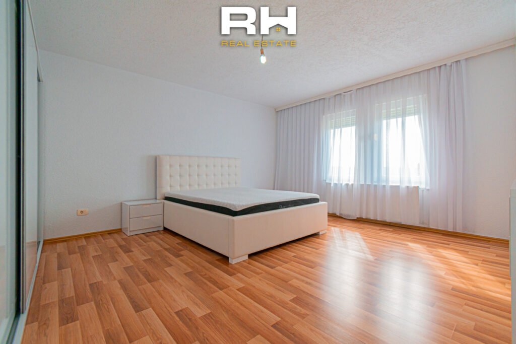 Shtëpi 345m² me #QIRA në Hajvali
