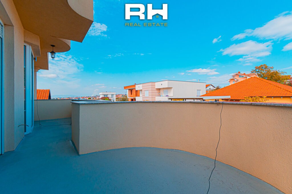 Shtëpi 345m² me #QIRA në Hajvali