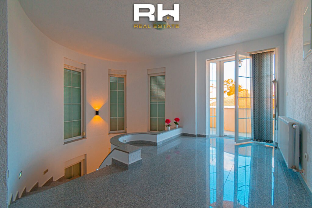 Shtëpi 345m² me #QIRA në Hajvali