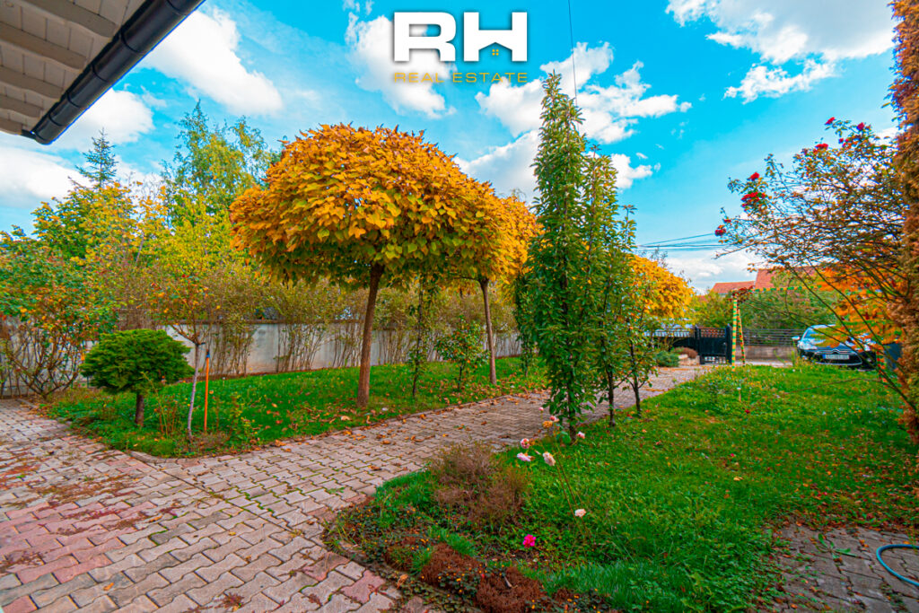 Shtëpi 237m² me #QIRA në Veternik