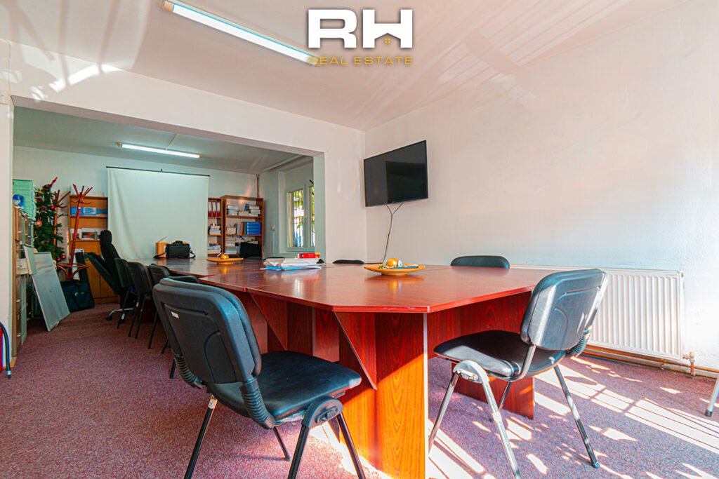 Objekt 432m² me #QIRA në Pejton