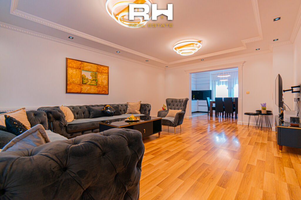Shtëpi 345m² me #QIRA në Hajvali