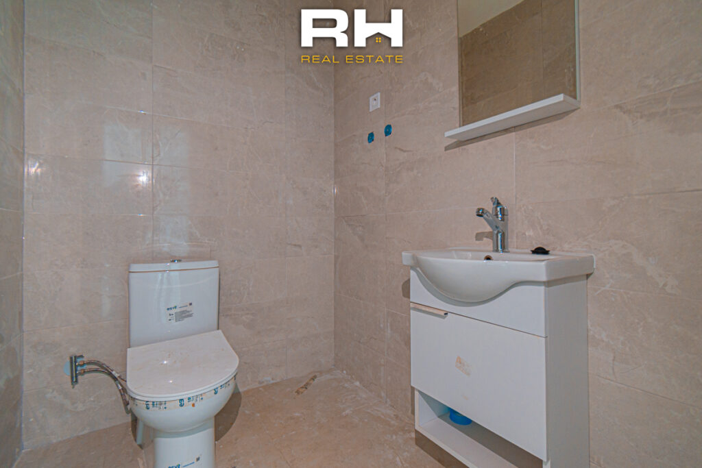 Lokal 65m² në SHITJE në Velani