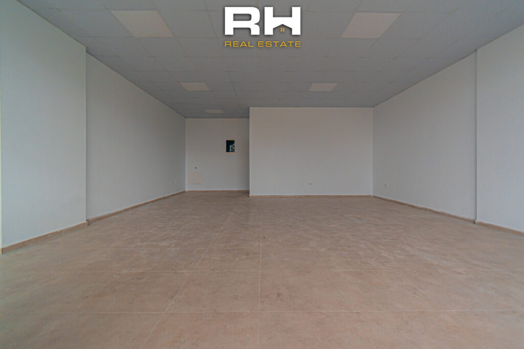 Lokal 65m² në SHITJE në Velani