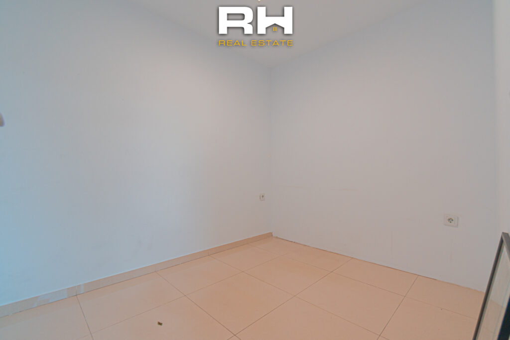 Lokal 70m² neto me #QIRA në Ulpianë