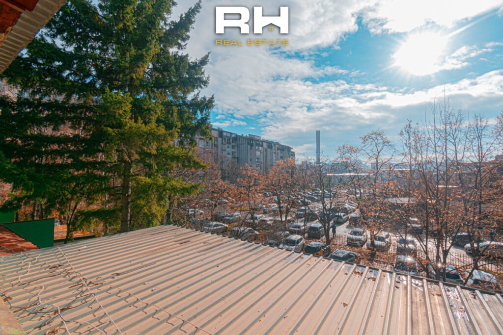 Banesë – Zyre 140m² me #QIRA në Dardani