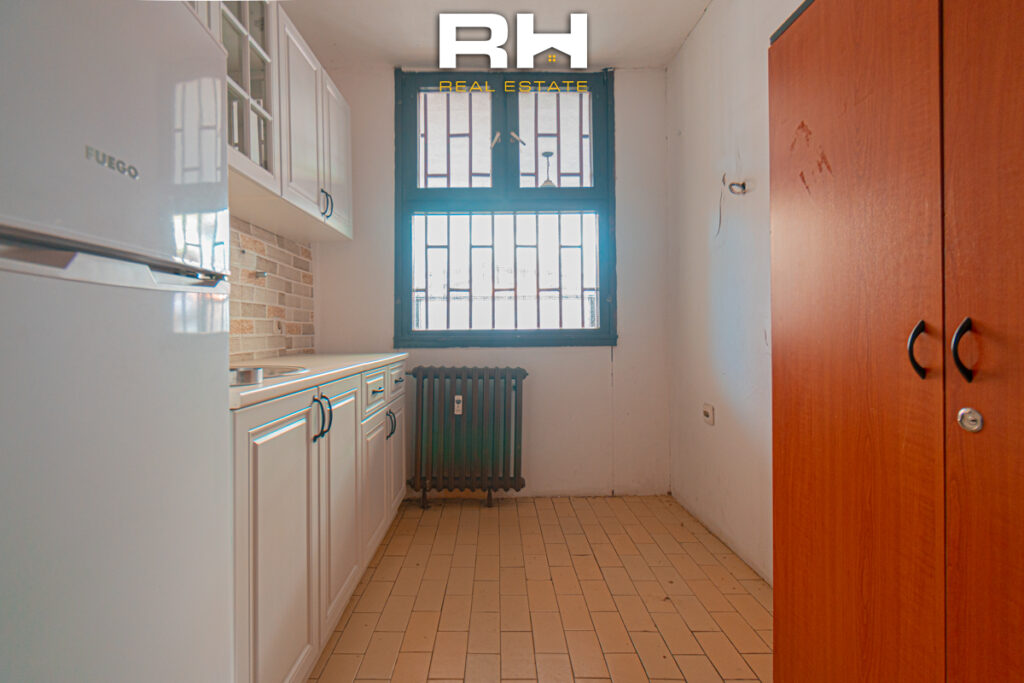 Banesë – Zyre 140m² me #QIRA në Dardani