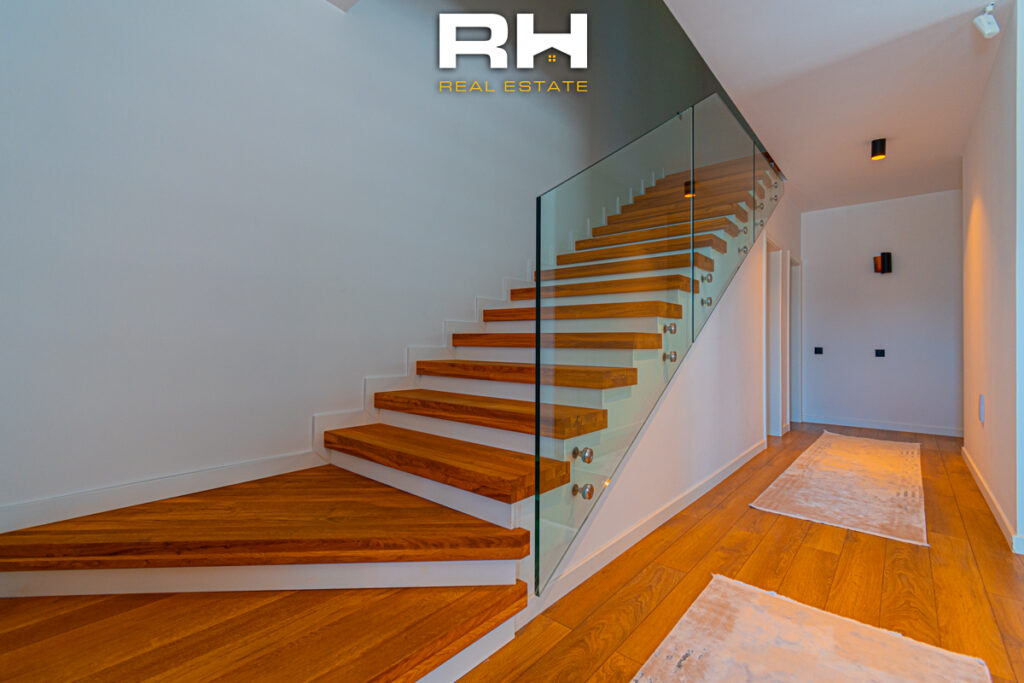 Shtëpi 540m² në SHITJE në Çagllavicë