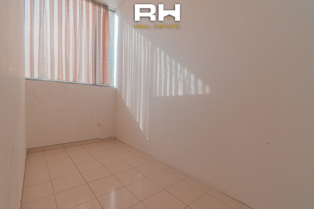 Lokal 130m² me #QIRA në Tophane