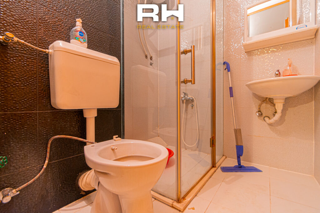 Banesë – Zyre 97m² me #QIRA në Dardani