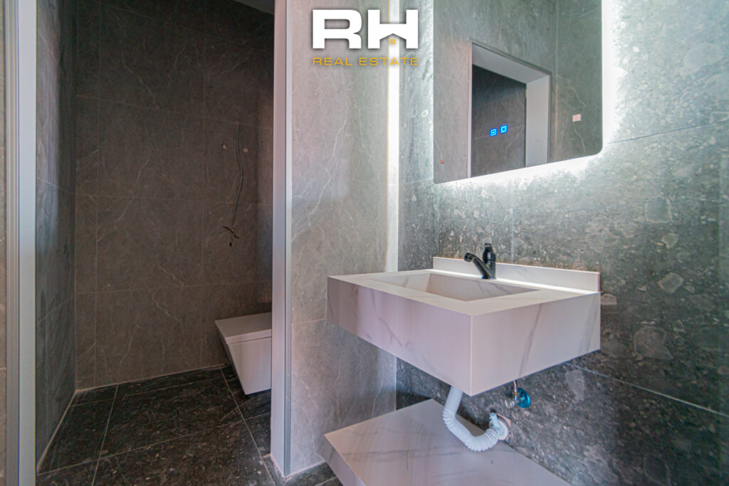 Lokal 240m² me #QIRA te Prishtina e Re