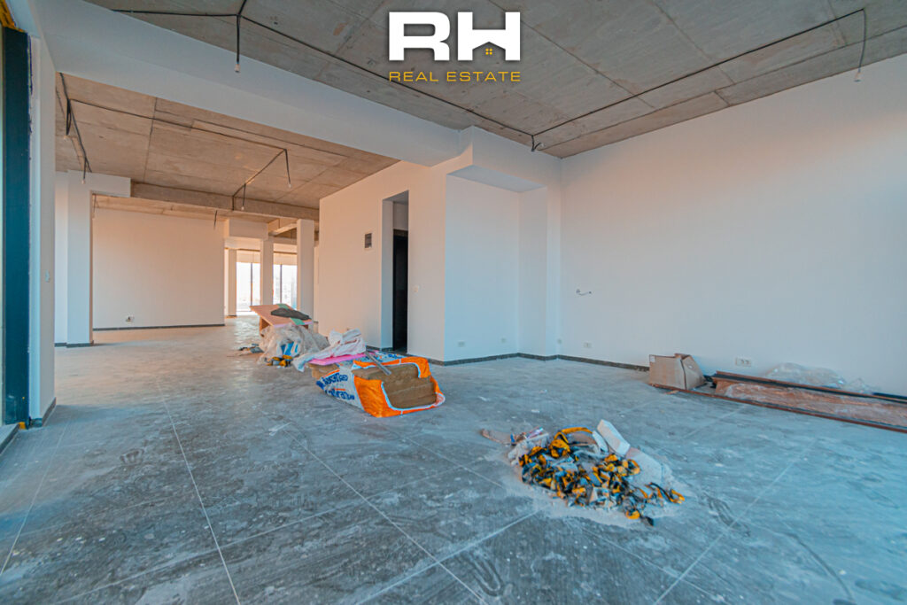 Lokal 240m² me #QIRA te Prishtina e Re