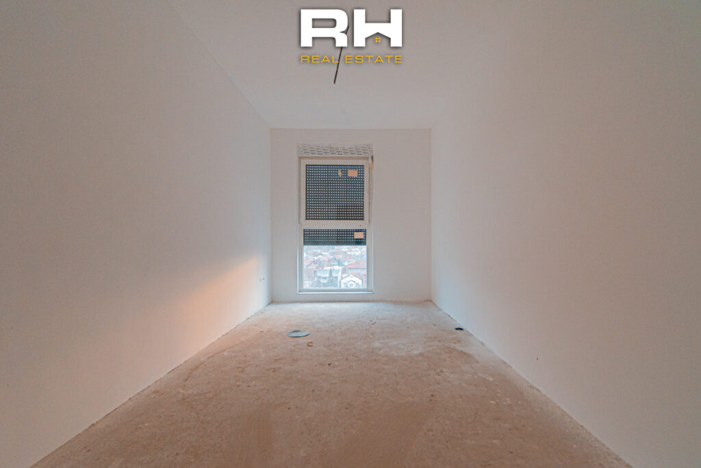 Banesë 120.25m² në SHITJE në Emshir