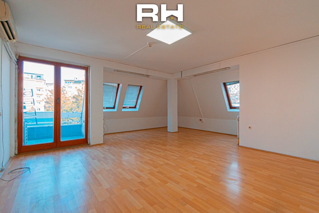 Objekt 342m² me #QIRA në Pejton