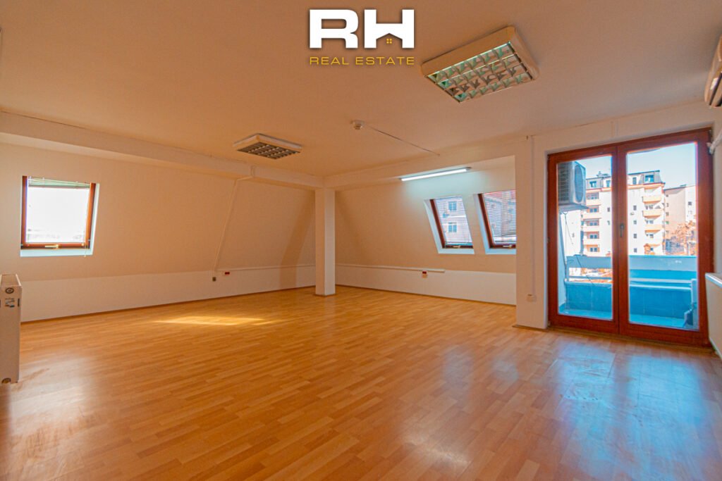 Objekt 342m² me #QIRA në Pejton