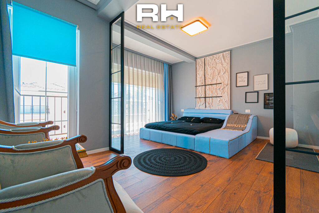 Shtëpi 352m² në SHITJE në lagjen Avenue 23, Çagllavicë