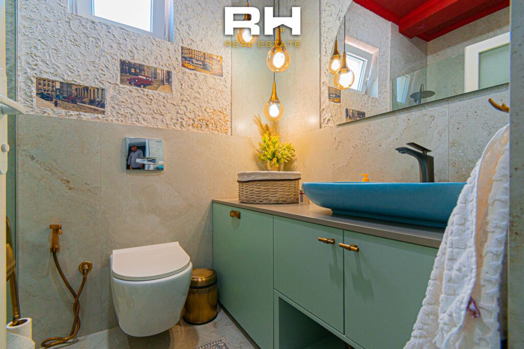 Shtëpi 352m² në SHITJE në lagjen Avenue 23, Çagllavicë