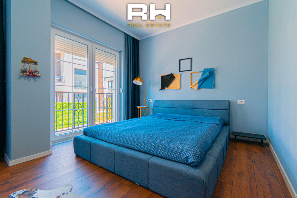 Shtëpi 352m² në SHITJE në lagjen Avenue 23, Çagllavicë