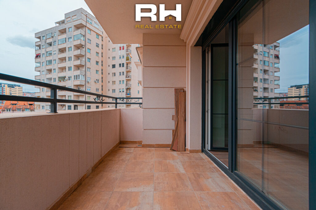 Banesa 68.4m² në SHITJE në Tophane
