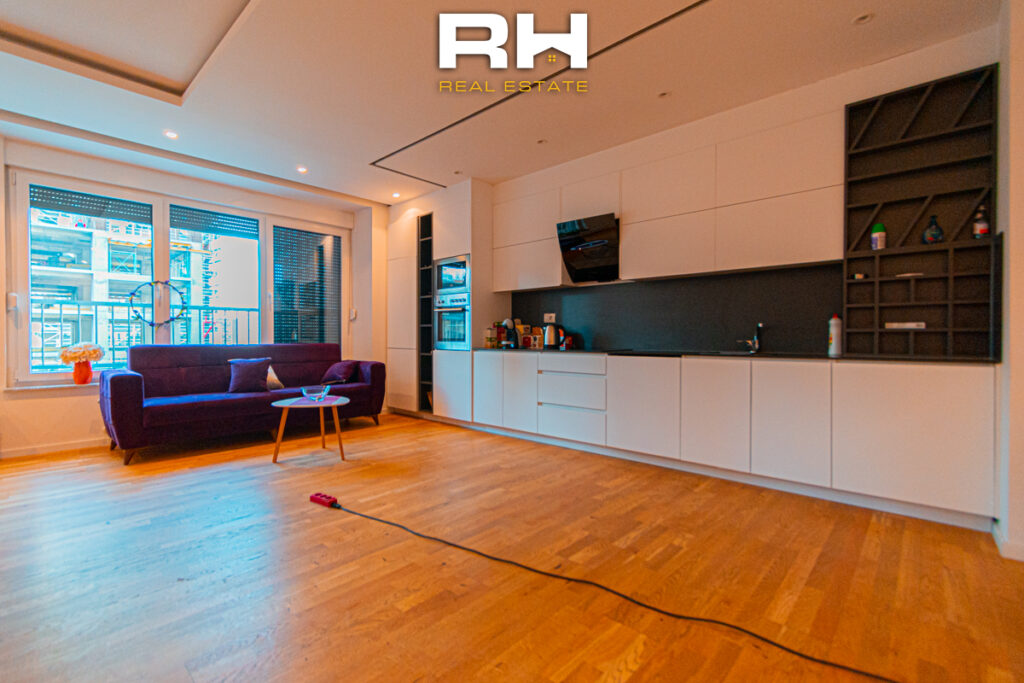Banesë – Zyre 116m² me #QIRA në Lakrishtë