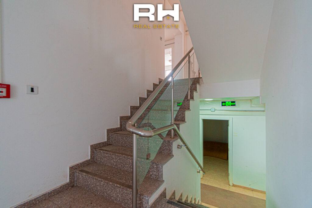 Objekt 500m² me #QIRA në Dragodan