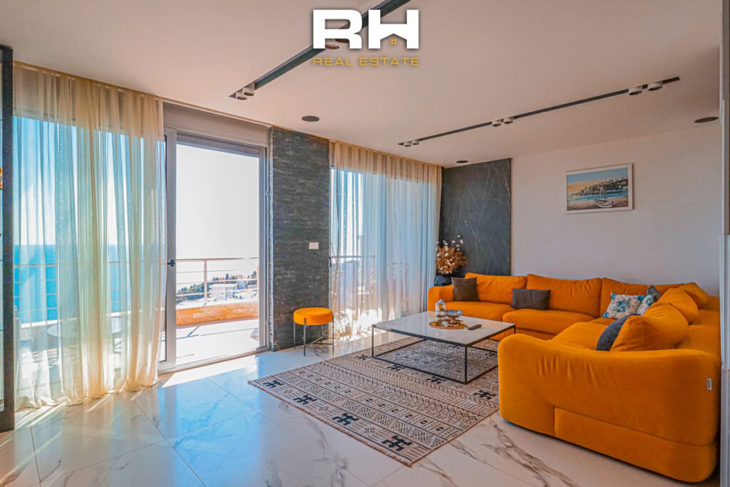 Banesë 82m² neto në #SHITJE në Ulqin