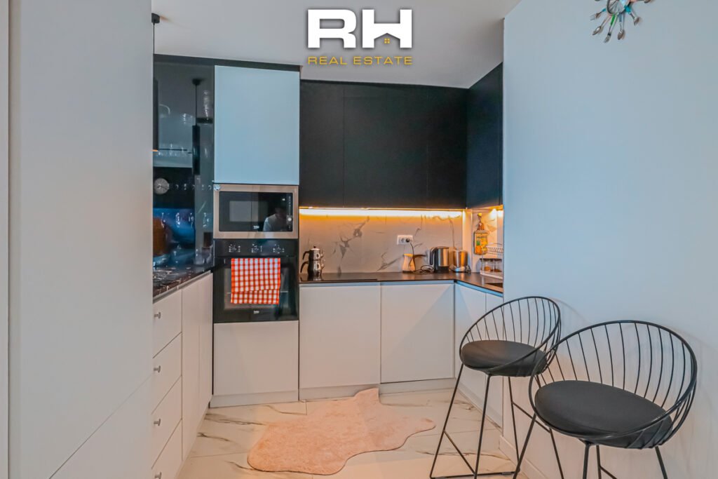 Banesë 82m² neto në #SHITJE në Ulqin