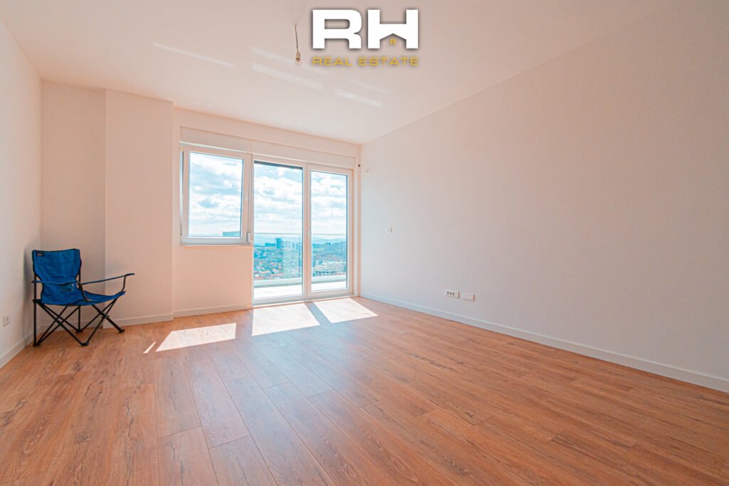 Banesë 85.5m² neto me #QIRA në lagjen Kodrina, Mati 1