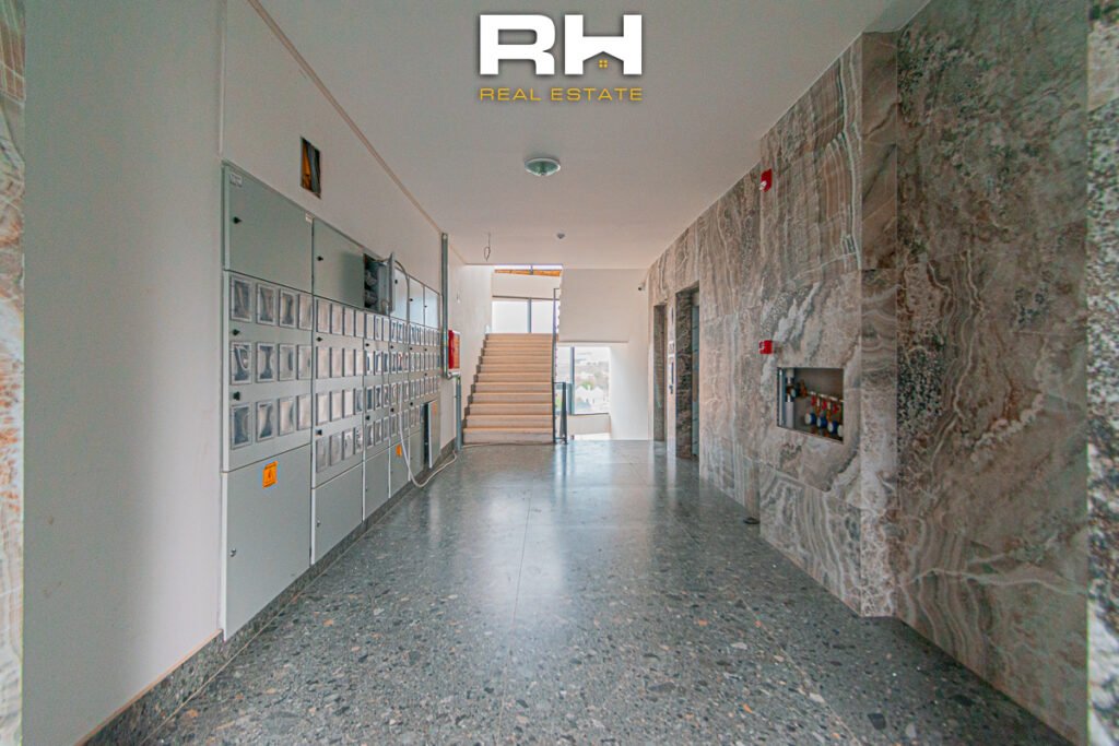 Banesë 82.74m² në #SHITJE te Prishtina e Re