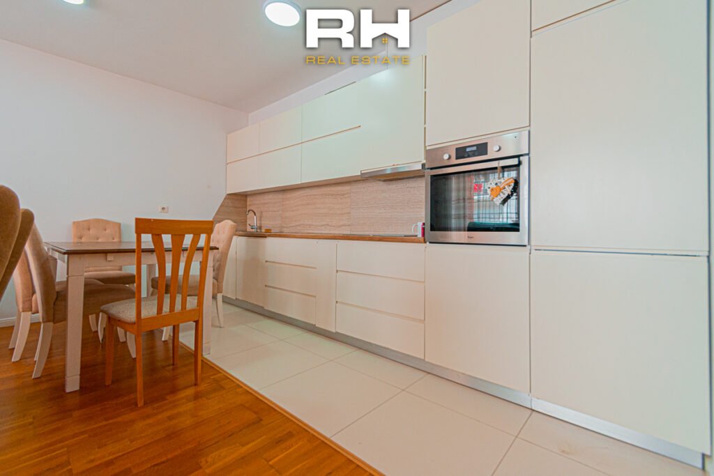 Banesë 100m² me #QIRA te Rruga B