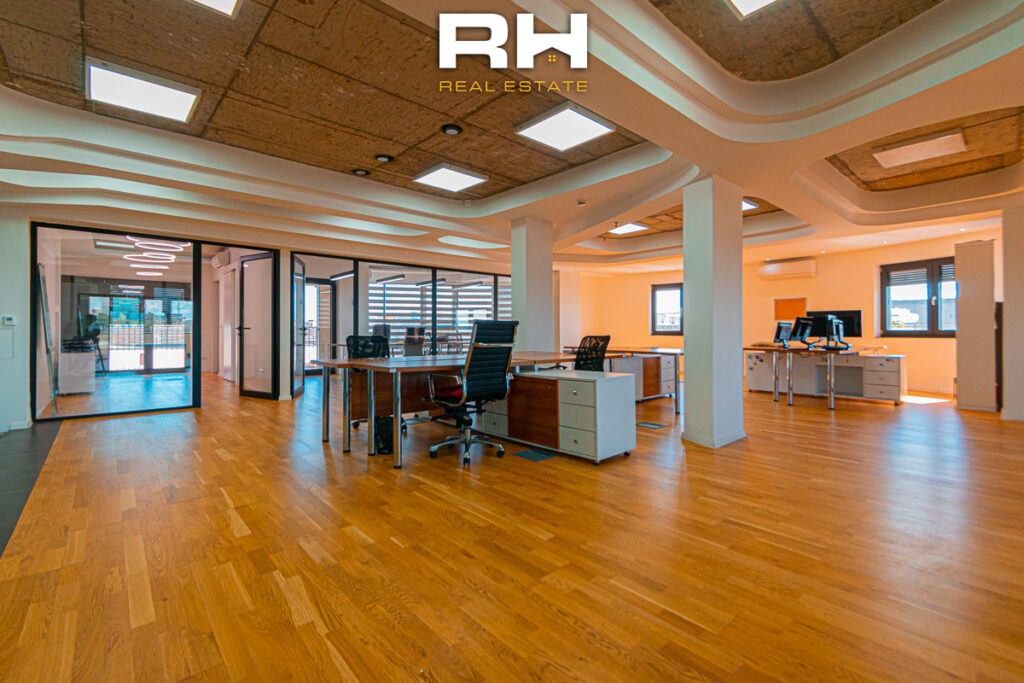 Zyre 265m² me #QIRA në Dukagjini Residence, Lakrishtë