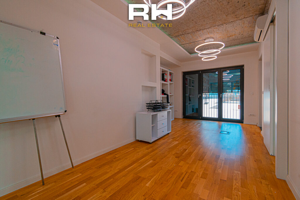 Zyre 265m² me #QIRA në Dukagjini Residence, Lakrishtë