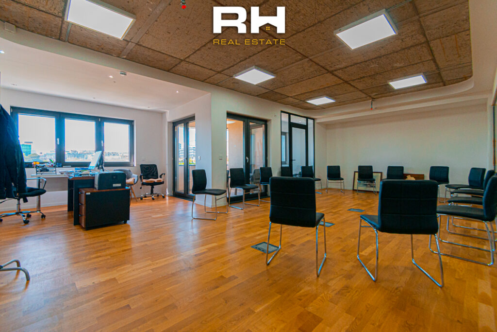 Zyre 265m² me #QIRA në Dukagjini Residence, Lakrishtë