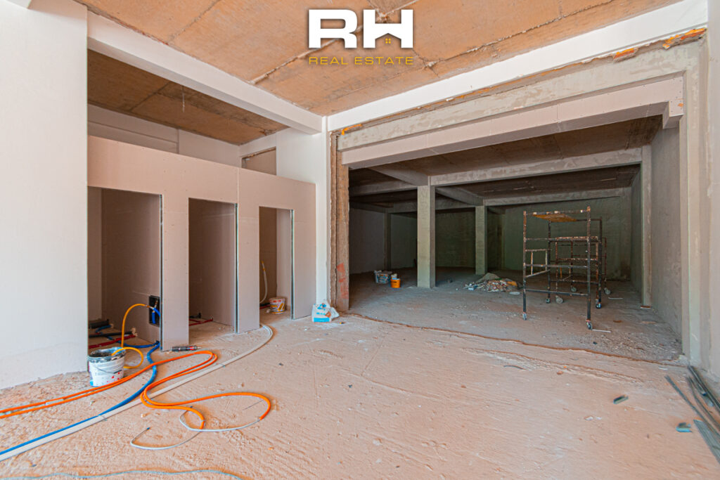 Lokal 415m² me #QIRA te Rruga C