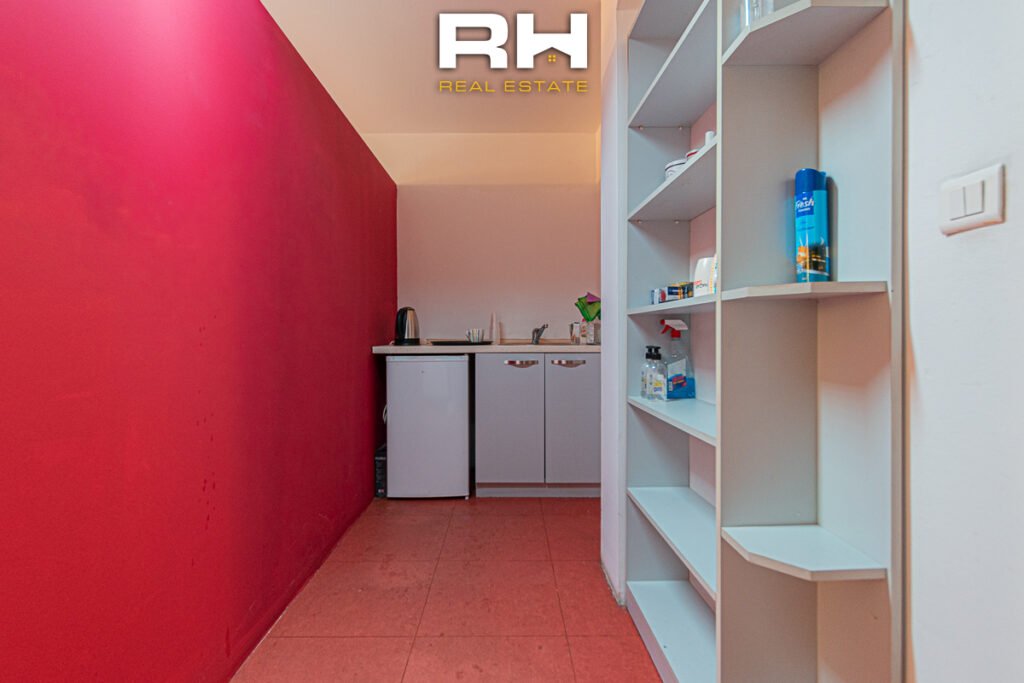 Zyre 130m² me #QIRA në Qendër