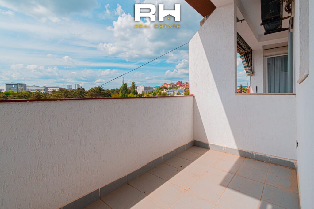Banesë – Duplex 115m² me #QIRA në Lagjen e Spitalit
