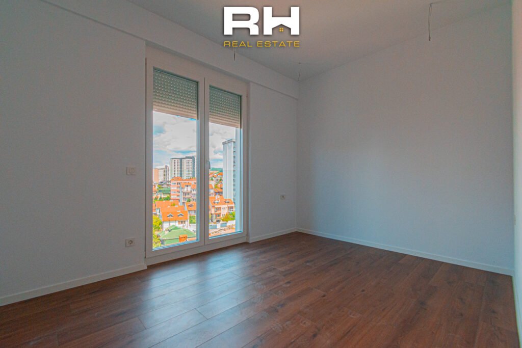Penthouse – Zyre 350m² neto me #QIRA në Aktash