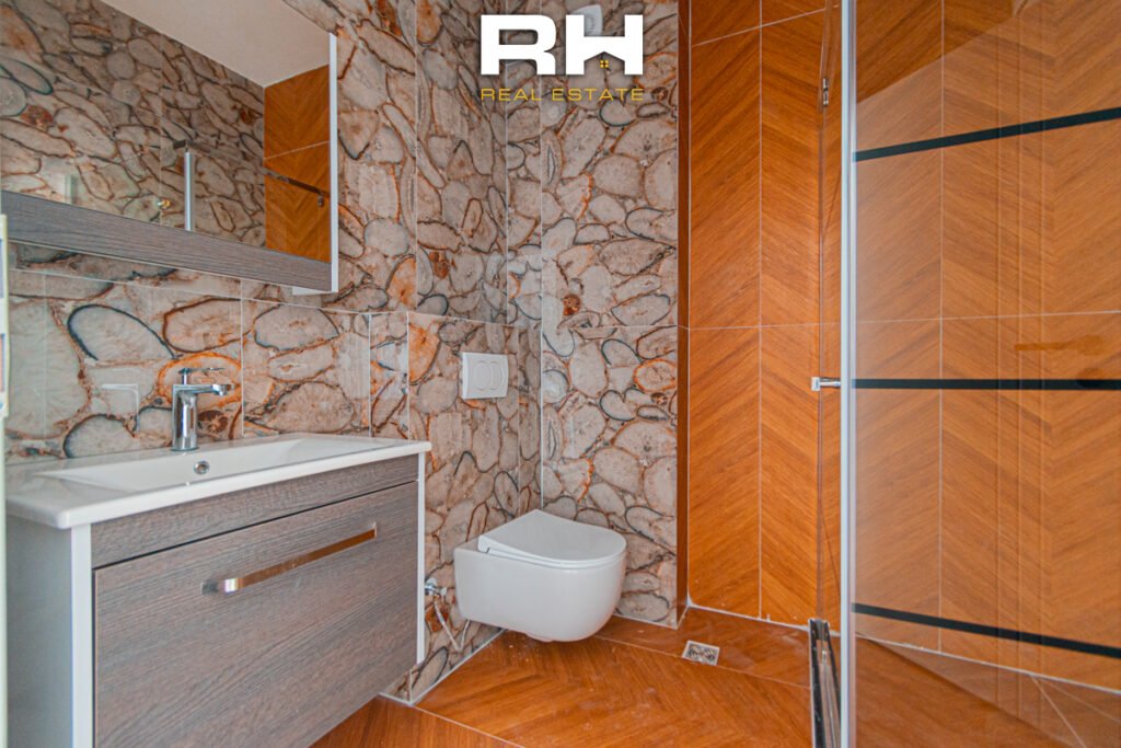 Penthouse – Zyre 350m² neto me #QIRA në Aktash