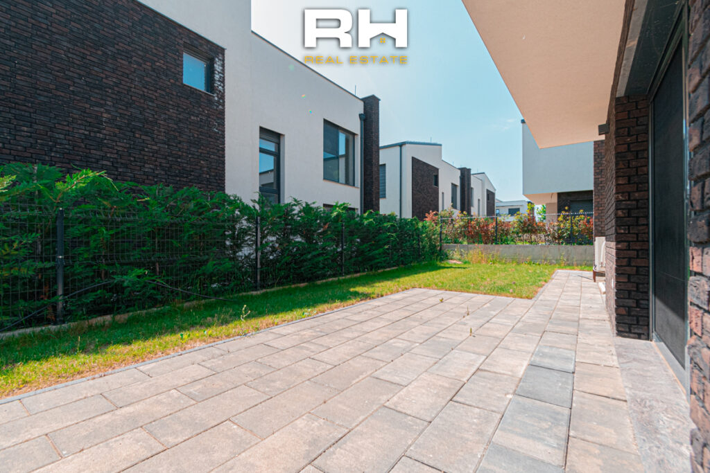 Shtëpi 190m² me #QIRA në Lagjen Priam Village