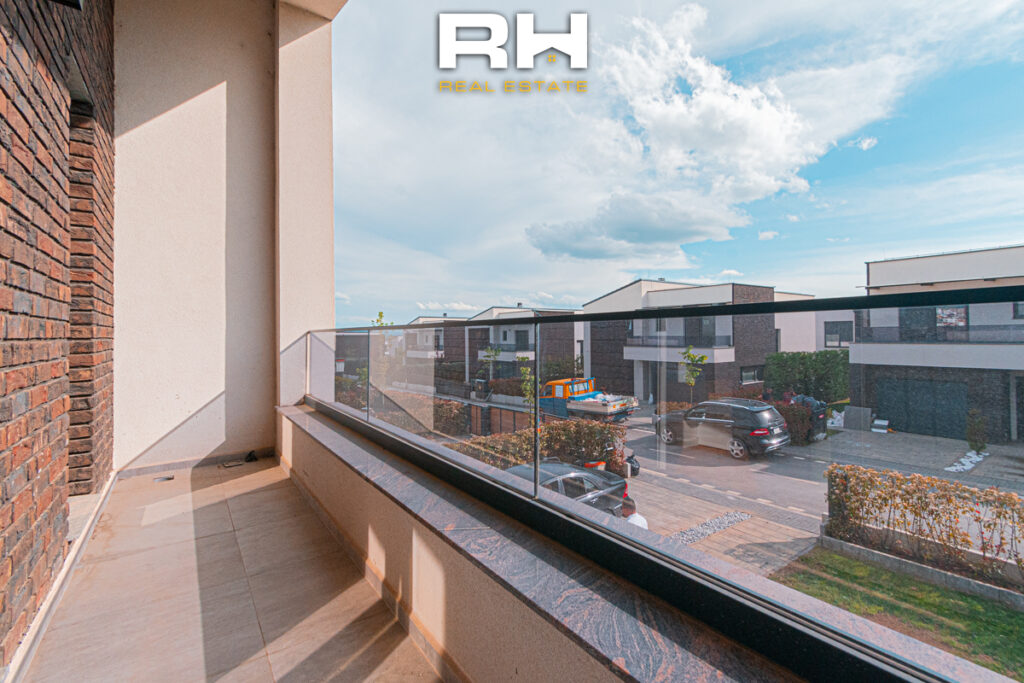 Shtëpi 180+87m² në SHITJE në Lagjen Priam Village