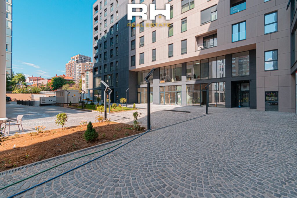 Banesë – Zyre 117m² me #QIRA në Aktash