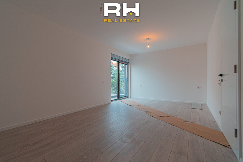 Shtëpi 390m² në SHITJE në Lagjen Qëndresa, Çagllavicë