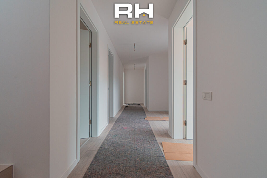 Shtëpi 390m² në SHITJE në Lagjen Qëndresa, Çagllavicë