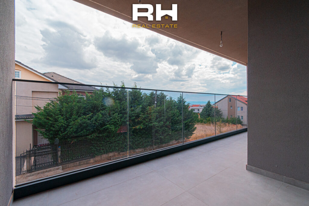 Shtëpi 390m² në SHITJE në Lagjen Qëndresa, Çagllavicë