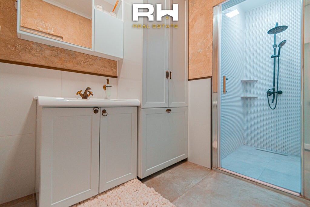 Penthouse 135m² në SHITJE në Dragodan/Arbëri