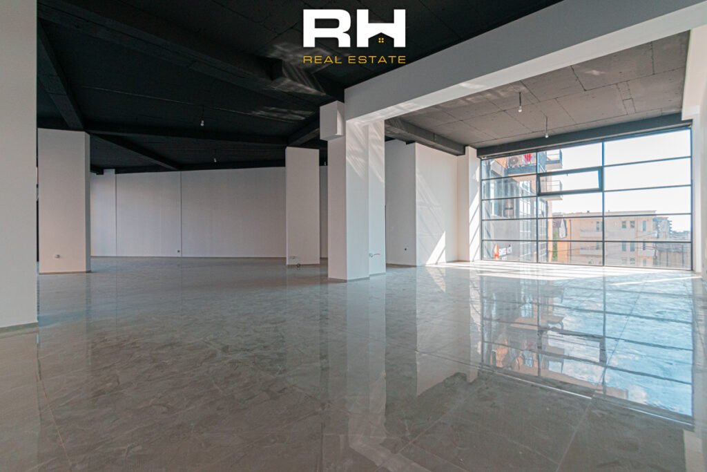 Lokal 141.25m² me #QIRA në Mati 1