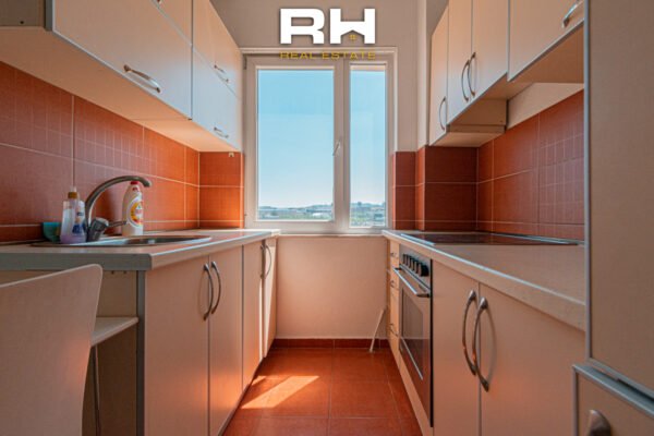 Banesë 70m² me #QIRA në Emshir